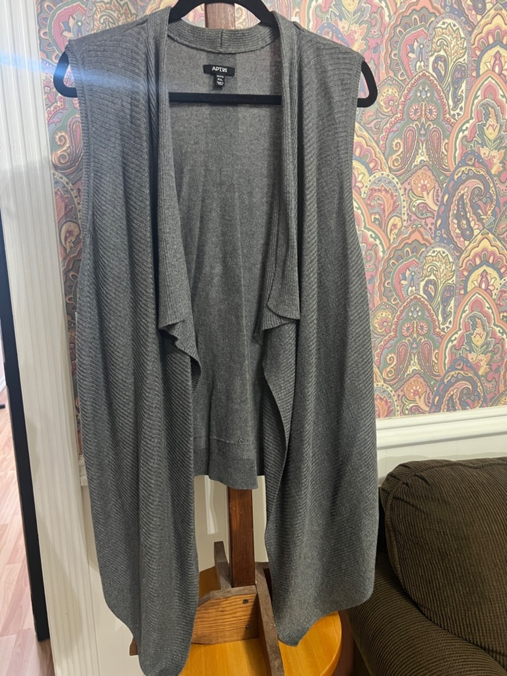 Apt. 9 Gray Sleeveless Drape Cardigan Vest